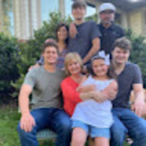 Meet your Posher, Sharon